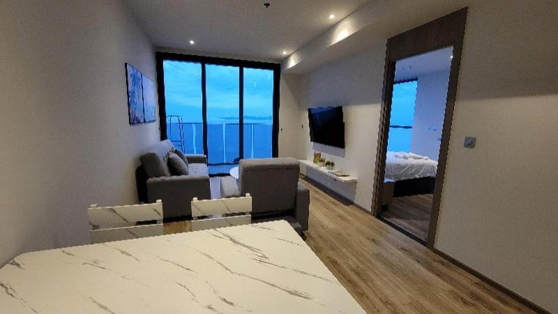 The Andromeda Condominium Seaview Pattaya Habitación foto