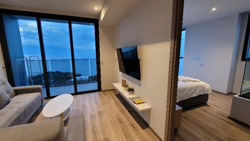 The Andromeda Condominium Seaview Pattaya Habitación foto